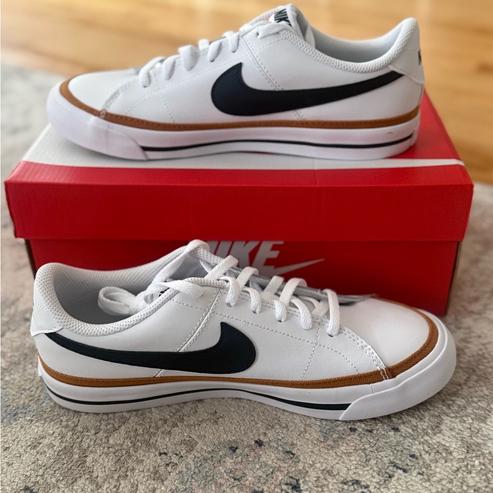 Nike Court Legacy White Black Gum Sneakers Youth 6Y Women’s 7.5 New